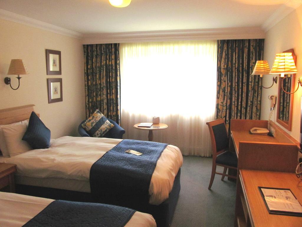 Redwood Hotel Long Ashton ห้อง รูปภาพ