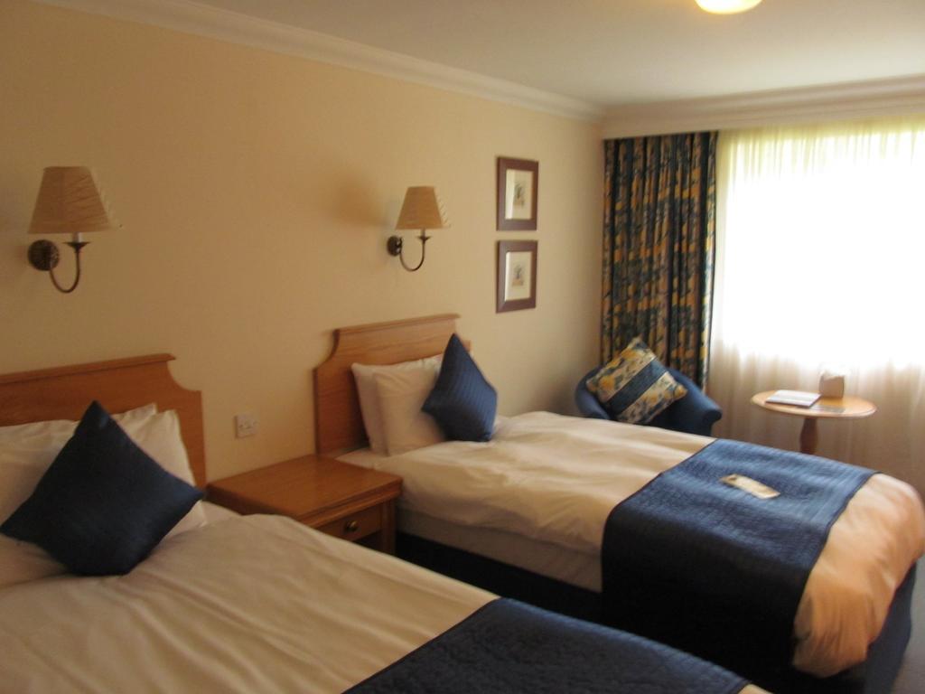 Redwood Hotel Long Ashton ห้อง รูปภาพ